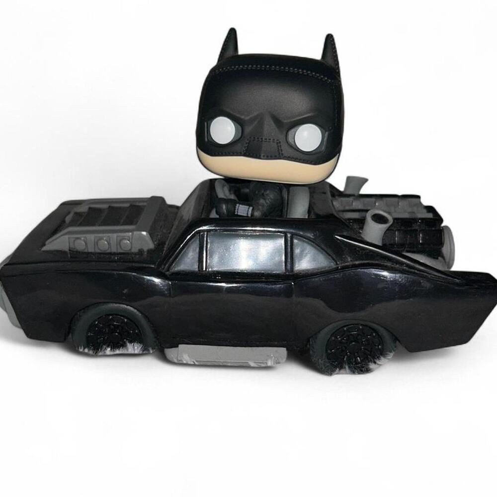 Funko Pop! Rides Vinyl Batman in the Batmobile The Batman Collection 282 DC Com